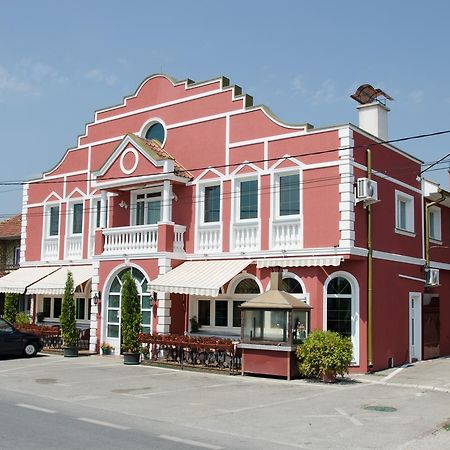 Hotel Drumski Raj Svilajnac Экстерьер фото